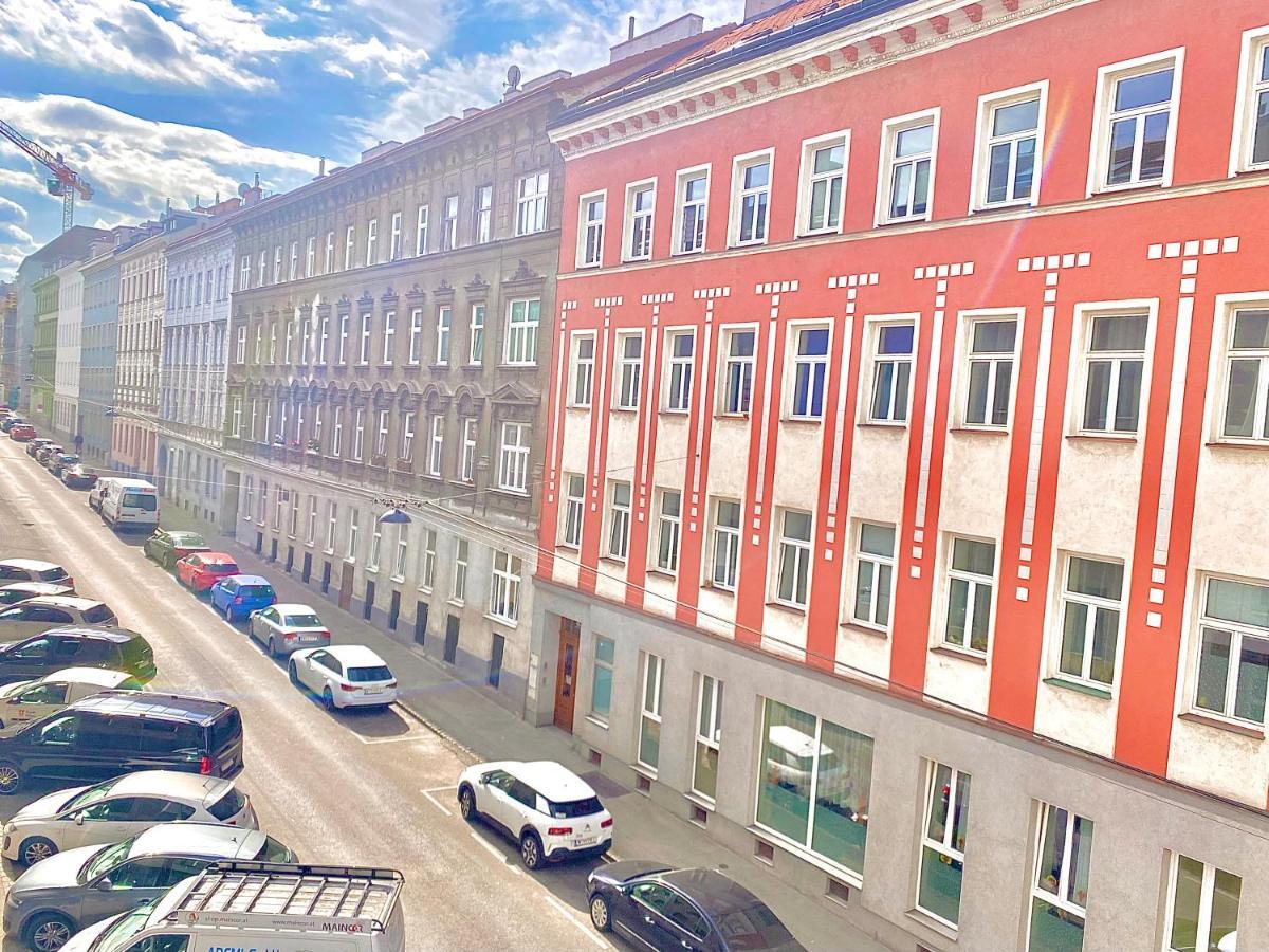 Steiner Residences Vienna Reumannplatz ภายนอก รูปภาพ