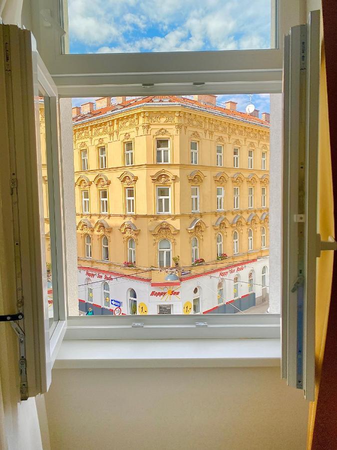 Steiner Residences Vienna Reumannplatz ภายนอก รูปภาพ